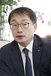 Investigation opened into KT CEO Ku, CEO nominee Yun