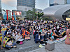 Residents of Mapo District protest Seoul's plan to build a waste incineration plant in the Sangam-dong neighborhood on Saturday. [LEE SU-MIN]