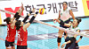Yang Hyo-jin of Suwon Hyundai Engineering & Construction Hillstate, right, plays the ball against Pepper Savings Bank AI Peppers on Saturday at Pepper Stadium in Gwangju. [YONHAP]