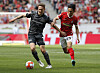 SC Freiburg's Jeong Woo-yeong, right, in action against FC Union Berlin's Paul Jaeckel in a Bundesliga match in Europa Park Stadion in Freiburg, Germany on May 7. [REUTERS/YONHAP]