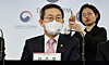 Minister Lee Jong-ho of Science and ICT speaks during a press briefing after reporting the ministry's policy plan for next year, at the government complex in central Seoul, Wednesday. [YONHAP]