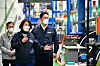 Samsung Electronics Executive Chairman Lee Jae-yong inspects Donga Plating, a small and medium-sized parts company that received support to operate a smart factory system, in Busan, on Tuesday. [YONHAP]