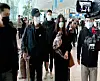 Actor Song Joong-ki and his wife Katy Louise Saunders leave for Hungary from Incheon International Airport on Thursday. Song is scheduled to begin filming for ″My Name Is Loh Kiwan,″ a new Netflix film set to be released later in the year. [NEWS1]