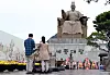People gather in front of the statue of King Sejong at Gwanghwamun Square in central Seoul to mark the 575th Hangul Day on Saturday, during a long weekend which runs through Monday. King Sejong (1397-1450) created the Korean letter system known as hangul during the final eight years of his life. [NEWS1]