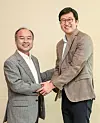 Coupang founder Kim Bom-suk, right, and Masayoshi Son, at SoftBank headquarters in Tokyo in 2018. [JOONGANG ILBO]