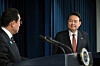President Yoon Suk Yeol, right, and Japanese Prime Minister Fumio Kishida hold a joint press conference at the Yongsan presidential office in central Seoul on Sunday. [JOINT PRESS CORPS]
