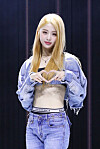 Huh Yun-jin from girl group Le Sserafim [YONHAP]