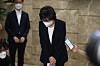 Education Minister Park Soon-ae bows her head in apology after announcing her resignation at a press conference at the Korea Educational Facility Safety Institute in Yeouido, southern Seoul on Monday afternoon. [NEWS1]