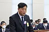 Choi Seong-beom, head of the Yongsan Fire Department, speaks at the National Assembly in Yeouido, western Seoul, on Thursday during a parliamentary probe about the Itaewon crowd surge. [YONHAP]