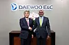 Daewoo E&C Chairman Jung Won-ju and Nigerian Minister of Foreign Affairs Yusuf M. Tuggar. [DAEWOO E&C]
