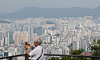 Apartments are viewed from Mount Namsan in central Seoul on Thursday. [YONHAP]