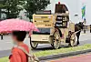 Users of Uma Musume Pretty Derby hold a horse buggy protest on Aug. 29 at Pangyo, Gyeonggi, where Kakao Games is headquartered at. [YONHAP]
