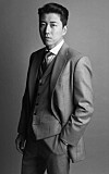 Jang Su-won of boy band Sechskies [YG ENTERTAINMENT]
