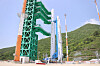 Nuri rocket is erected at a launch pad in Naro Space Center in Goheung, South Jeolla, on Tuesday morning. [KOREA AEROSPACE RESEARCH INSTITUTE]