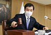 Bank of Korea Governor Lee Ju-yeol presides over the first rate-setting meeting of this year on Jan. 14, [YONHAP]