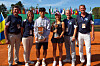 Cho Se-hyuk, third from left, poses with his trophy after winning the International German Tennis Championships U14 in Dueren, Germany on Saturday. [YONHAP]