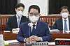 Park Jie-won, director of the National Intelligence Service, speaks before the Intelligence Committee of the National Assembly on Tuesday. [YONHAP]