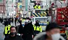 Police officers control the crowd on Dec. 17 in Busan ahead of the Busan Fireworks Festival which was held on the same day. [YONHAP]