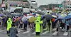 About 1,000 residents block an intersection in Pohang, North Gyeongsang, on Wednesday, causing severe traffic congestion, to demand substantial compensation for damages caused by an earthquake on Nov. 15, 2017. [NEWS1]