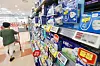 Mosquito repellent products are displayed in an aisle of a discount store in Seoul on Tuesday. The trap index, or the average number of mosquitoes caught in one mosquito trap per day, in urban areas of the country in the first week of July was 87.5, up 83.7 percent on year according to the Korea Disease Control and Prevention Agency. [YONHAP]
