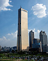 The Hanwha Life Insurance headquarters in Yeongdeungpo District, western Seoul. [HANWHA LIFE INSURANCE]