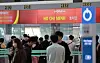 Tourists check-in for their flights to Ho Chi Minh, Vietnam, at the Incheon International Airport on Oct. 7. [YONHAP]