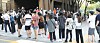 A Covid-19 testing center in Songpa District, southern Seoul, is packed with people wanting tests Monday after health officials announced that a high school senior who visited Lotte World in Jamsil, Songpa, last Friday tested positive for the virus on Sunday. [YONHAP]