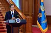 President Moon Jae-in delivers a New Year’s address to the people from the lobby of the Blue House on Nov. 11. He linked the Kospi at 3,000 with bright prospects for the Korean economy. [JOINT PRESS CORPS]