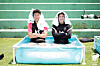 Hwang Ui-jo, left, and Kwon Chang-hoon take an ice bath at the side of the pitch during a national team friendly at the National Football Center in Paju, Gyeonggi on Sunday. Korea will take on Egypt in the final of four June friendlies on Tuesday. [YONHAP]
