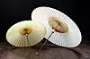 Jiusan, paper umbrellas made with hanji, traditional Korean paper. [JOONGANG PHOTO]