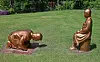 A pair of bronze statues, ’A Heartfelt Apology,“ is seen at the Korea Botanic Garden in Pyeongchang, Gangwon. [YONHAP]