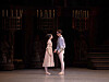 American Ballet Theater's principal dancers Hee Seo (Juliet) and Daniel Camargo (Romeo) in 'Romeo and Juliet' The two dancers will be performing together with the Universal Ballet Company on Friday and Sunday at the Seoul Arts Center in southern Seoul. [ROSALIE O'CONNOR]