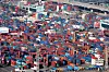 Containers are stacked up at a pier in Busan on Nov. 21. [JOONGANG PHOTO]