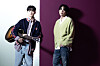 Singer-songwriter Hong Isaac, right, is the winner of the third season of the music audition show “Sing Again” on JTBC, while So Soo-bin comes in second on the show. [PARK JONG-KEUN]