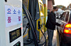 A sign saying ″Diesel Exhaust Fluid is sold out″ hangs at a gas station in North Chungcheong on Nov. 11. [KIM SUNG-TAE]