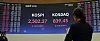 Electronic display boards at the Korea Exchange in wetsern Seoul show Kospi and Kosdaq on Nov. 6, the first day after the financial regulators reinstated the ban on short selling of stocks. [NEWS1]