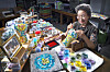 Master artisan Lee Soo-kyung, recognized as the Grand Master of cloisonné, carefully applies enamel to her work at her studio in Nam District, Ulsan. [PARK SANG-MOON]