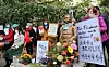 Korean activists and expats on Tuesday protest near a 'comfort woman' statue in Berlin, demanding the Mitte District rescind its order to remove the installation from a public street. [YONHAP]
