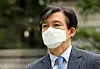 In this file photo, former Justice Minister Cho Kuk enters the Seoul Central District Court to attend his trial on Sept. 11, 2020. [YONHAP]