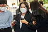 Independent Rep. Yoon Mee-hyang, accused of misappropriation of donations meant for Japanese wartime sexual slavery victims, speaks to reporters after a hearing at the Seoul Western District Court in Mapo District, western Seoul, on Sept. 19. [NEWS1]