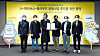 Kakao Enterprise signed an agreement with local semiconductor start-up FuriosaAI to conduct joint research on large-scale AI models and the metaverse. From left are: Koo Hyung-il, chief administrative officer of FuriosaAI; Kim Han-joon, chief technology officer of FuriosaAI; Paik June, CEO of FuriosaAI; Baek Sang-yeop, CEO of Kakao Enterprise; Lee Dong-woo, chief strategy officer of Kakao Enterprise; and Choi Dong-jin, chief AI officer of Kakao Enterprise. [KAKAO ENTERPRISE]