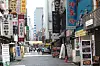 A street filled with restaurants in the office-heavy area is empty. [YONHAP]