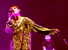 U.S. singer-songwriter Sasha Alex Sloan holds her first concert in Korea on Monday at the Yes24 Live Hall music venue in eastern Seoul as a part of her ″I Blame The World″ Asia tour. [LIVE NATION KOREA]