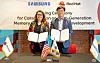 Red Hat Senior Vice President Marjet Andriesse, left, and Samsung Electronics Executive Vice President Bae Yong-cheol pose for a photo during a signing ceremony for memory software development collaboration, on May 13. [SAMSUNG ELECTRONICS]