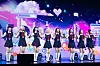 Girl group UNIS performs B-side track “DDANG” during a showcase on April 15 at Yes24 Live Hall in eastern Seoul for the release of its second EP, “Swicy.” [DANIELA GONZALEZ PEREZ]