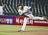 Kim Won-jung of the Lotte Giants throws a pitch during a game against the SK Wyverns at Sajik Baseball Stadium in Busan on July 5. [YONHAP]