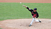 KT Wiz starter So Hyeong-jun throws a pitch during a game against the Doosan Bears at Jamsil Baseball Stadium in southern Seoul on Aug. 16. [NEWS1]