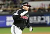 Austin Dean rounds the bases after hitting a three-run home run against the KT Wiz during Game 3 of the Korean Series at Suwon KT Wiz Park in Suwon, Gyeonggi on Nov. 10. [YONHAP]