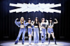 Le Sserafim poses during Monday's showcase for its second EP 'Antifragile' at Yonsei University’s Centennial Hall in western Seoul. [SOURCE MUSIC]