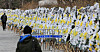 Funeral flower arrangements, sent to pressure Supreme Court Chief Justice Kim Myeong-su to resign because of his responsibility in the latest controversy surrounding the National Assembly's unprecedented impeachment of a sitting judge, stand outside the Supreme Court in Seocho-dong, southern Seoul. [NEWS1]